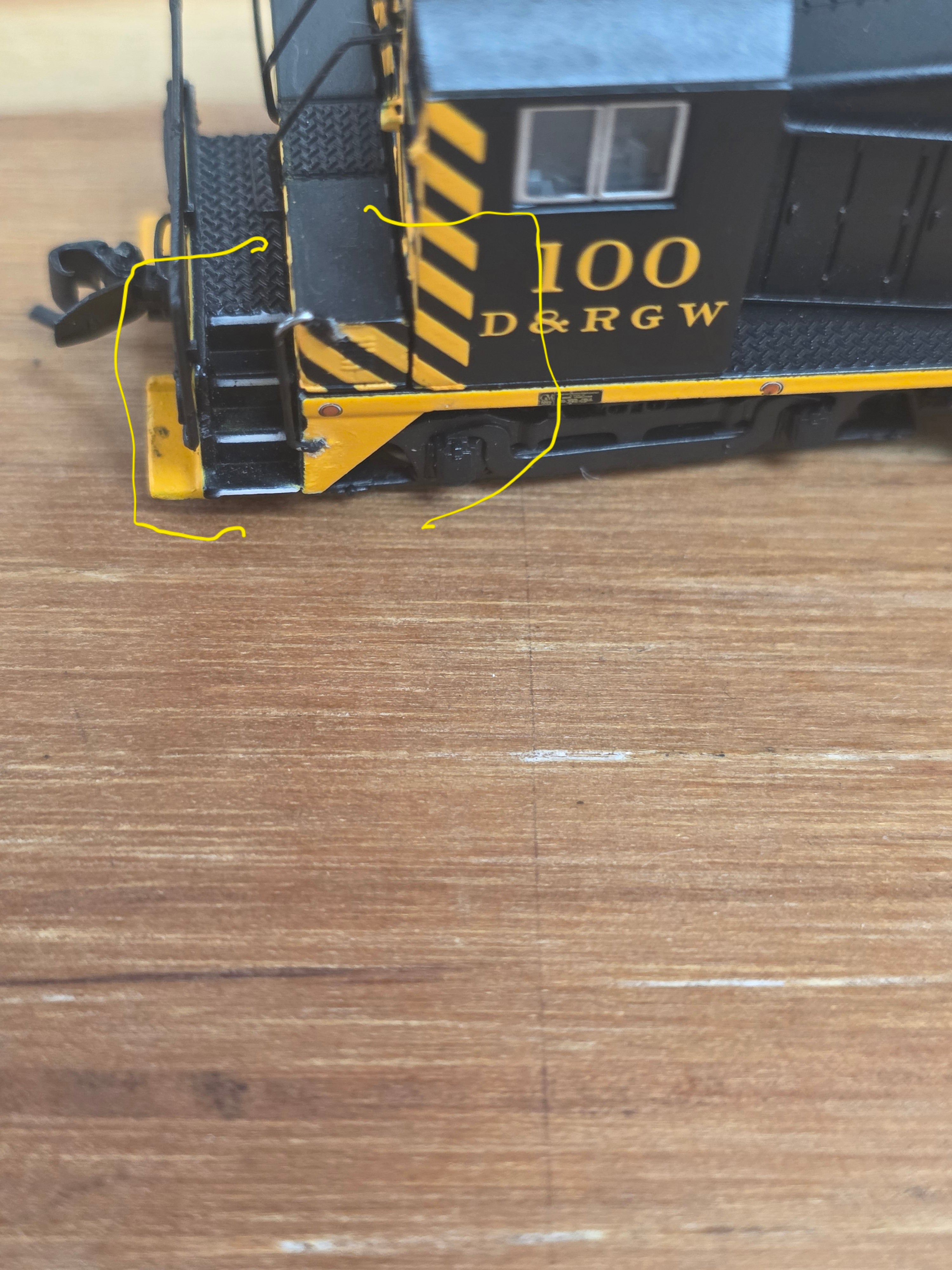 **(BLEMISHED, SEE PHOTOS, SOLD AS IS) REFURBISHED BR7490 EMD NW2, DRGW 100, Black & Gold, Paragon4 Sound/DC/DCC, N