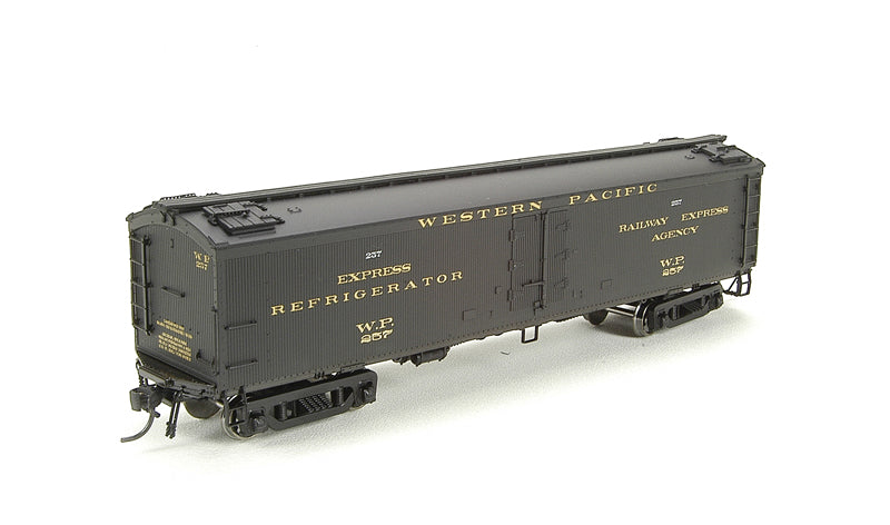 BLI-1489 GACX 53'6" Wood Express Reefer, WP 2-Car Set, #255/263, Pullman Green, HO-2